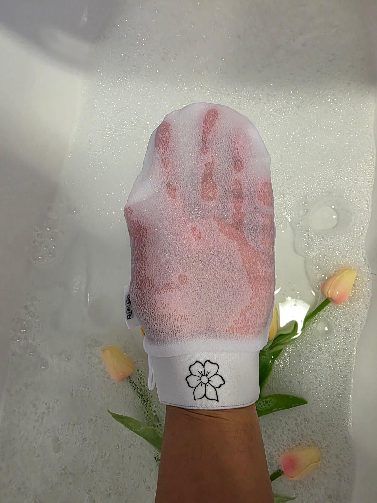 Kessa Exfoliating Gloves - White